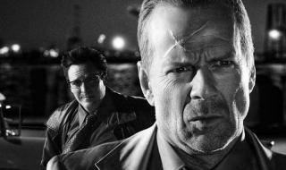 布鲁斯威利斯最新电影